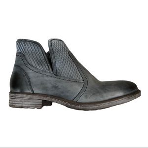 ROAN Gray Leather Gossip Bootie